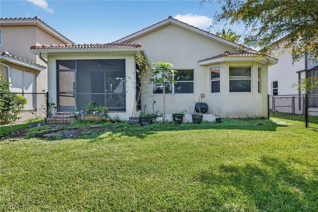 property at 8278 Sumner Ave