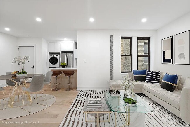 78 Thayer St in New York, NY - Building Photo - Building Photo