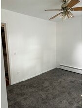 1061 S Terrace St in Janesville, WI - Building Photo - Building Photo