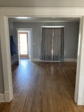 121 W Maple St in Viroqua, WI - Building Photo - Building Photo