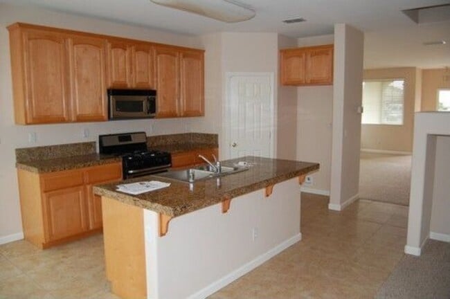 10005 Schuler Ranch Rd in Elk Grove, CA - Building Photo - Building Photo