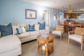 403 Carolina Beach Ave S in Carolina Beach, NC - Building Photo - Building Photo