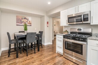 649 Edgebrook Terrace, Unit SI ID1285083P in Elgin, IL - Foto de edificio - Building Photo