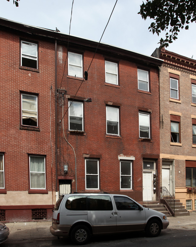 1622-1624 S 5th St in Philadelphia, PA - Building Photo - Building Photo