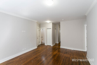 1662.5 W Farwell Ave in Chicago, IL - Building Photo - Building Photo