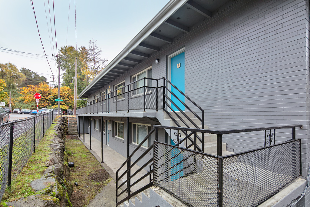 Cascade Court Apartments in Seattle, WA - Foto de edificio