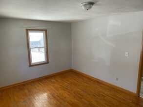 507 S 7th St in Ozark, MO - Building Photo - Building Photo