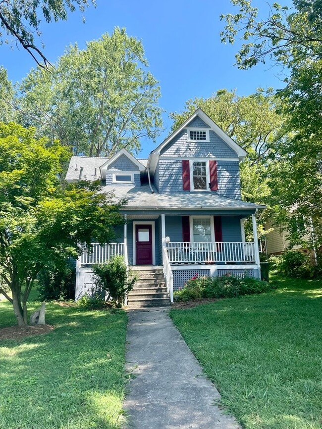 property at 34 E Chestnut St