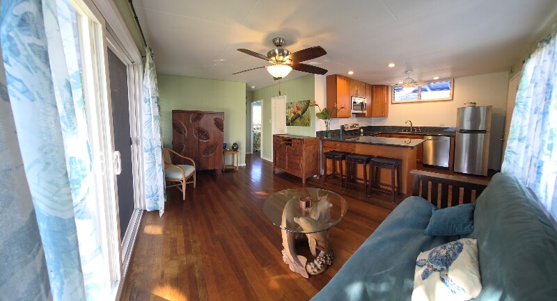 413 Kihapai St in Kailua, HI - Foto de edificio