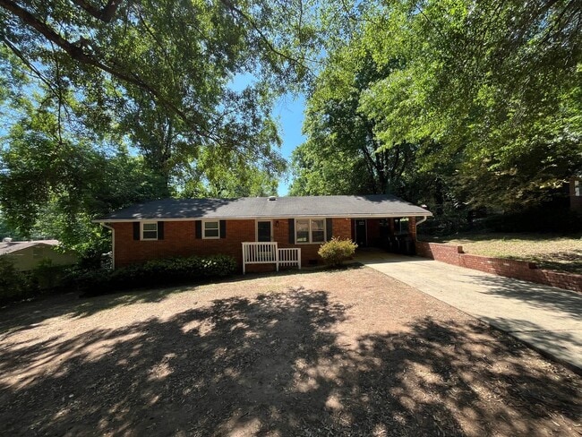 property at 1978 Monaco Dr
