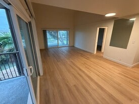 664 Sunfish Way in Port Hueneme, CA - Building Photo