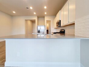 601 C-Bar Ranch Trl in Cedar Park, TX - Foto de edificio - Building Photo