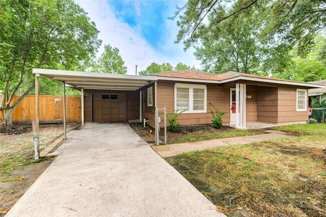 property at 4046 Woodfin St