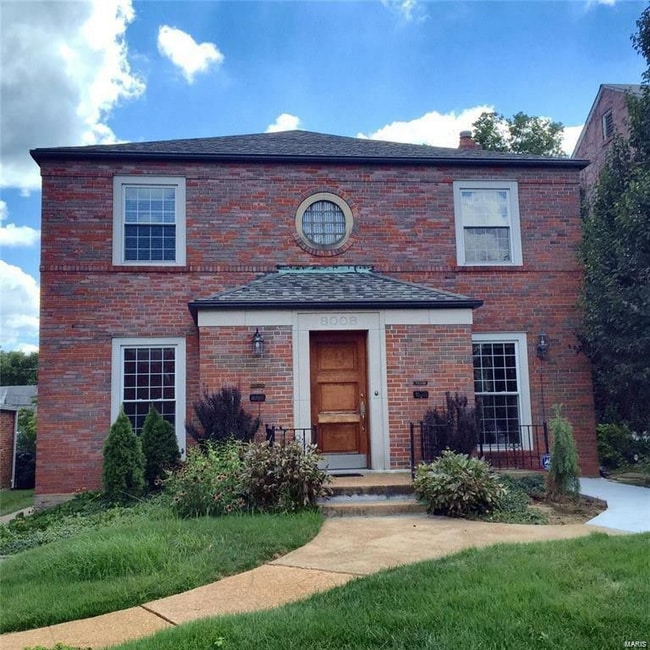 8008 Delmar Blvd, Unit Upper