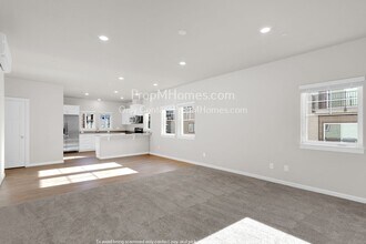 12031 SE High Creek Rd in Happy Valley, OR - Building Photo - Building Photo