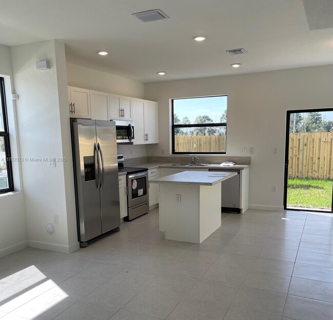 13226 SW 287th Ter in Homestead, FL - Building Photo - Building Photo