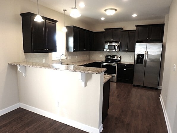 524 McCarthy Dr in Clayton, NC - Foto de edificio - Building Photo