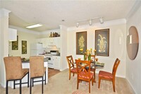 4305 Paxton Ln SW, Unit 233 in Lilburn, GA - Building Photo - Building Photo