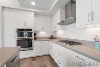 2450 Community Ln in San Diego, CA - Building Photo - Building Photo