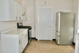 65 Wheatland St-Unit -Unit 1 in Somerville, MA - Building Photo - Building Photo