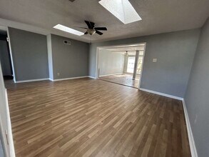 4203 38th St in Lubbock, TX - Building Photo - Building Photo