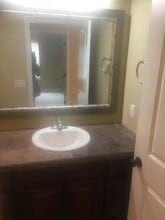 200 S Elm St, Unit Apt B in Pine Bluff, AR - Foto de edificio - Building Photo