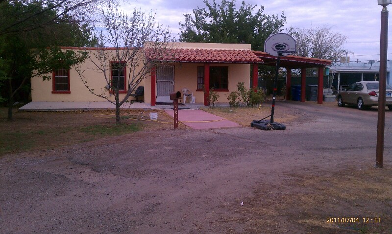 7817 West Dr in El Paso, TX - Building Photo