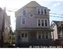 42 W Park Ln in Woonsocket, RI - Building Photo