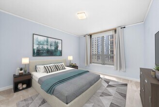 420 E Waterside Dr in Chicago, IL - Building Photo - Building Photo