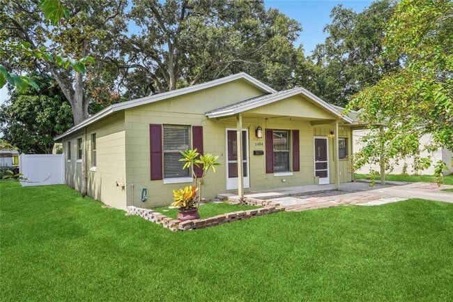 property at 1404 Davidson St