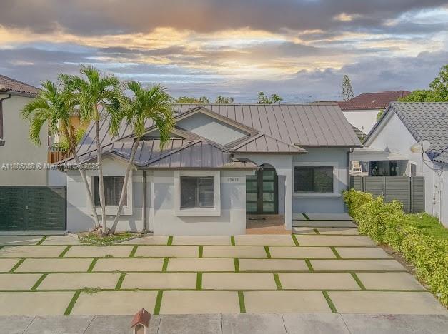 15615 SW 63rd Ter in Miami, FL - Building Photo