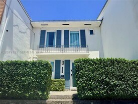 2175 NE 123rd St in North Miami, FL - Building Photo