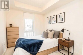 100 Dufay Rd in Brampton, ON - Building Photo - Building Photo