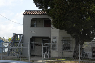 9302 Birch St in Oakland, CA - Building Photo - Building Photo