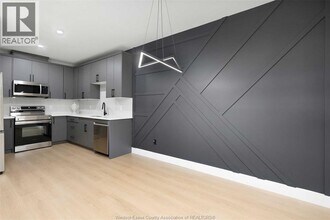 705 Grand Marais Rd E in Windsor, ON - Building Photo - Building Photo