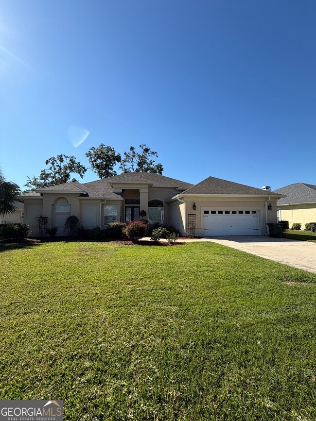 property at 108 Heron's Nest Cir