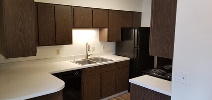 3405 Auburn Wy N in Auburn, WA - Building Photo - Building Photo