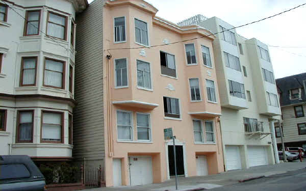 1608 Larkin St in San Francisco, CA - Building Photo - Building Photo