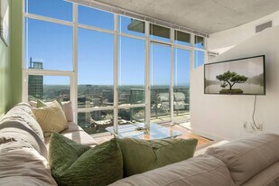 1325 Stout St in Denver, CO - Building Photo