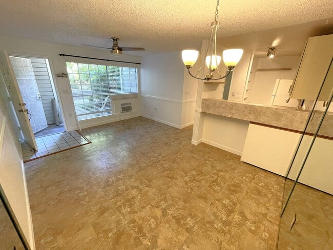 160 Keonekai Rd