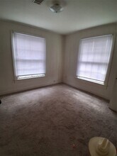 204 Holderrieth Blvd in Tomball, TX - Building Photo - Building Photo