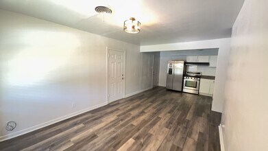 109 E Vardeman Ave in Killeen, TX - Building Photo - Building Photo