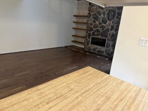 704 Wakefield Rd in Gurnee, IL - Building Photo - Building Photo