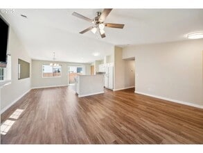 7803 NE 21st St in Vancouver, WA - Building Photo - Building Photo