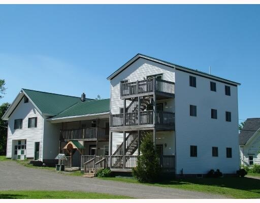 50 Main St in Patten, ME - Building Photo