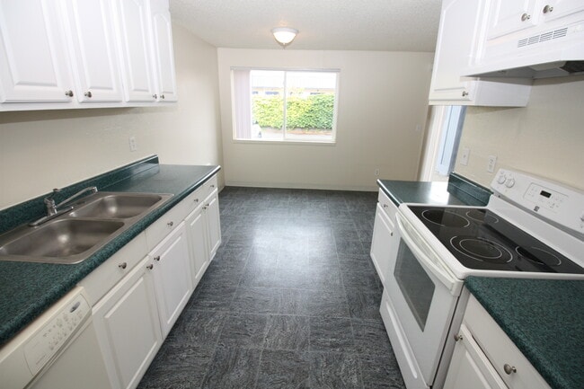 1903 W 31st St, Unit K in Vancouver, WA - Building Photo - Building Photo