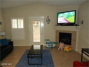5429 Francisco Roque Dr in El Paso, TX - Building Photo - Building Photo