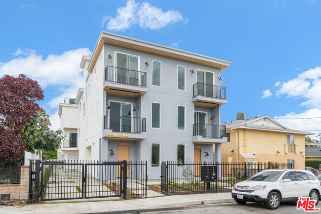 property at 5248 Auckland Ave