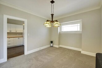 1327 Vincent Ave N in Minneapolis, MN - Building Photo - Building Photo