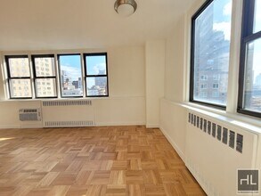 East 79th Street, Unit PHWOO in New York, NY - Foto de edificio - Building Photo